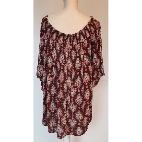 Signature I Studio Women's 1X Burgundy Print Boho Blouse w/Smocking at the Neck - Picture 3 of 8